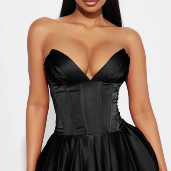 Bridgette Satin Maxi Dress - Black - Picture 2 of 7